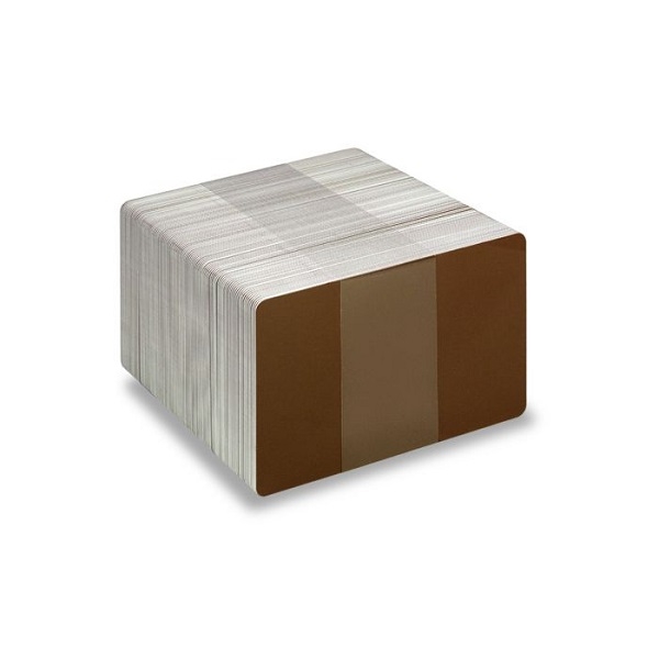 Kuva Blank brown cards - CR80 (WHITE CORE). 70102065 (DE,SE,NO,FI,RO,PL)