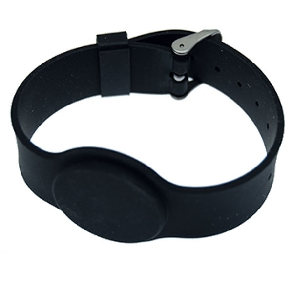 Kuva Black wristband 13.56 1KB Adjustable strap. 70105011 (DE,SE,NO,FI,RO,PL)