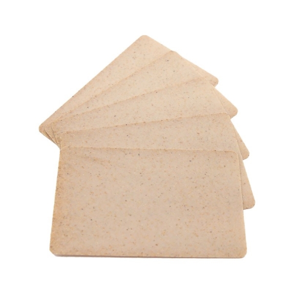 Kuva "Plastic card" in wood material PLA/WOOD size 86 × 54 mm. 70102155 (DE,SE,NO,FI,RO,PL)