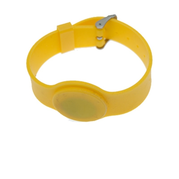 Kuva Yellow wristband 13.56 1KB Adjustable strap. 70105017 (DE,SE,NO,FI,RO,PL)